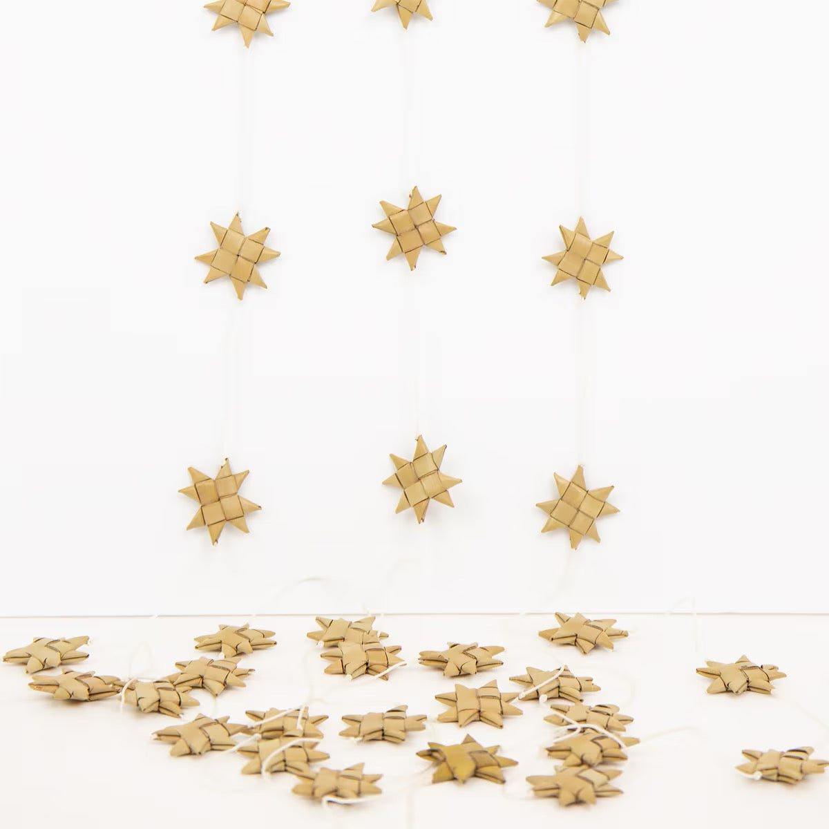 Festive Star Garland - Natural