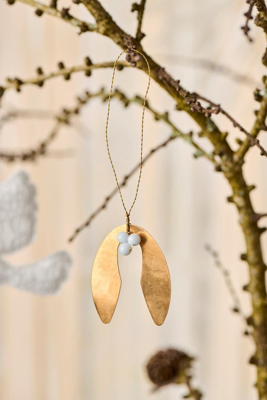 Gift Hanger Mistletoe with Beads