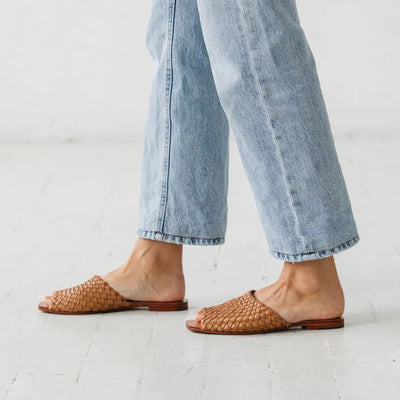 The Woven Slide - Miel