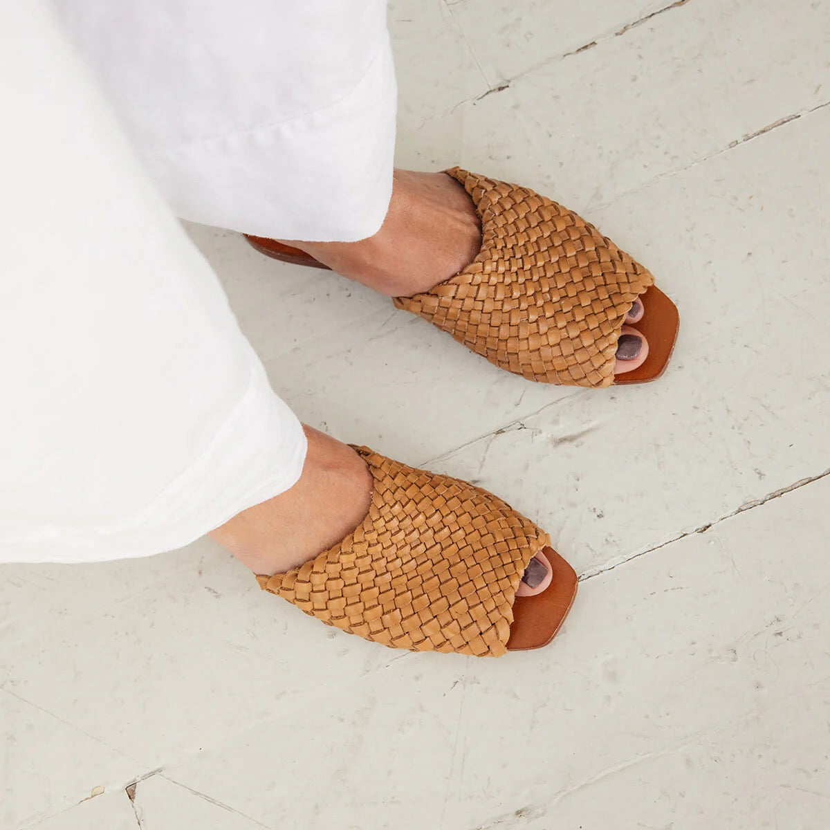 The Woven Slide - Miel