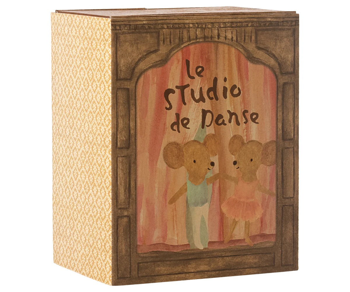 Ballet Mice in Dance studio, Little Sister