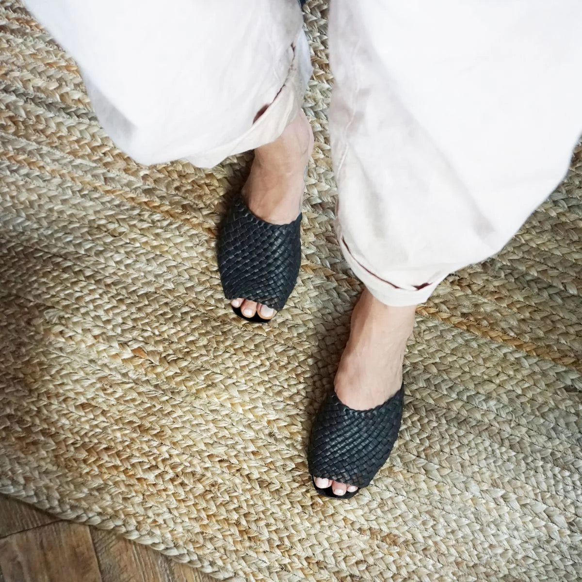The Woven Slide - Black