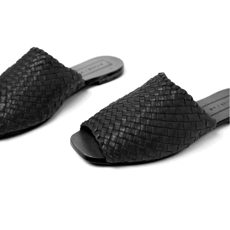 The Woven Slide - Black