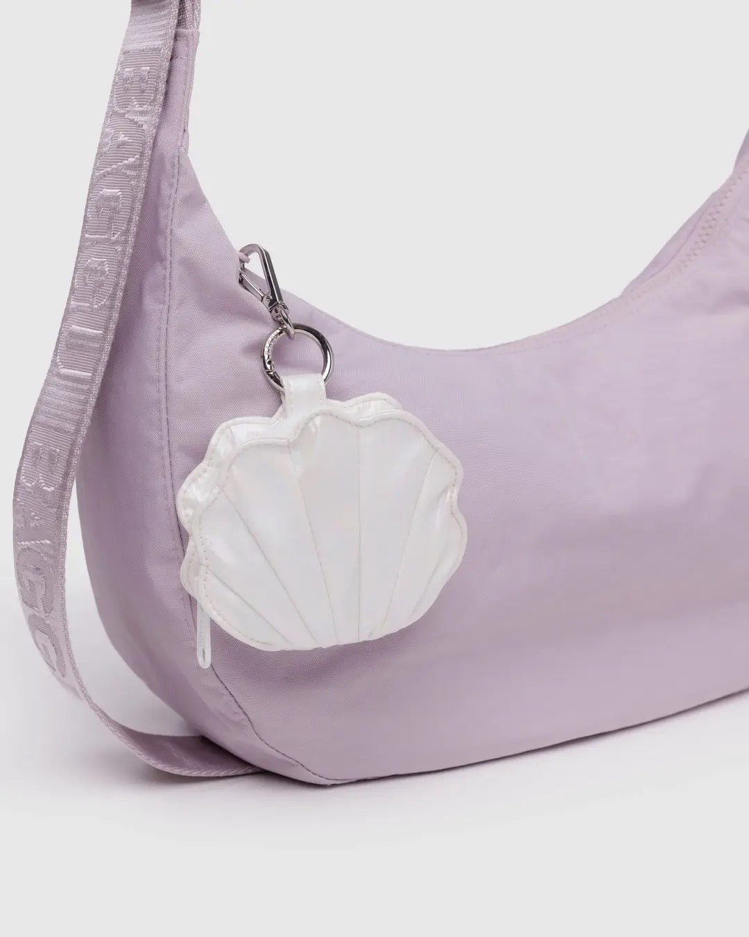 Shell Charm - Pearl Metallic