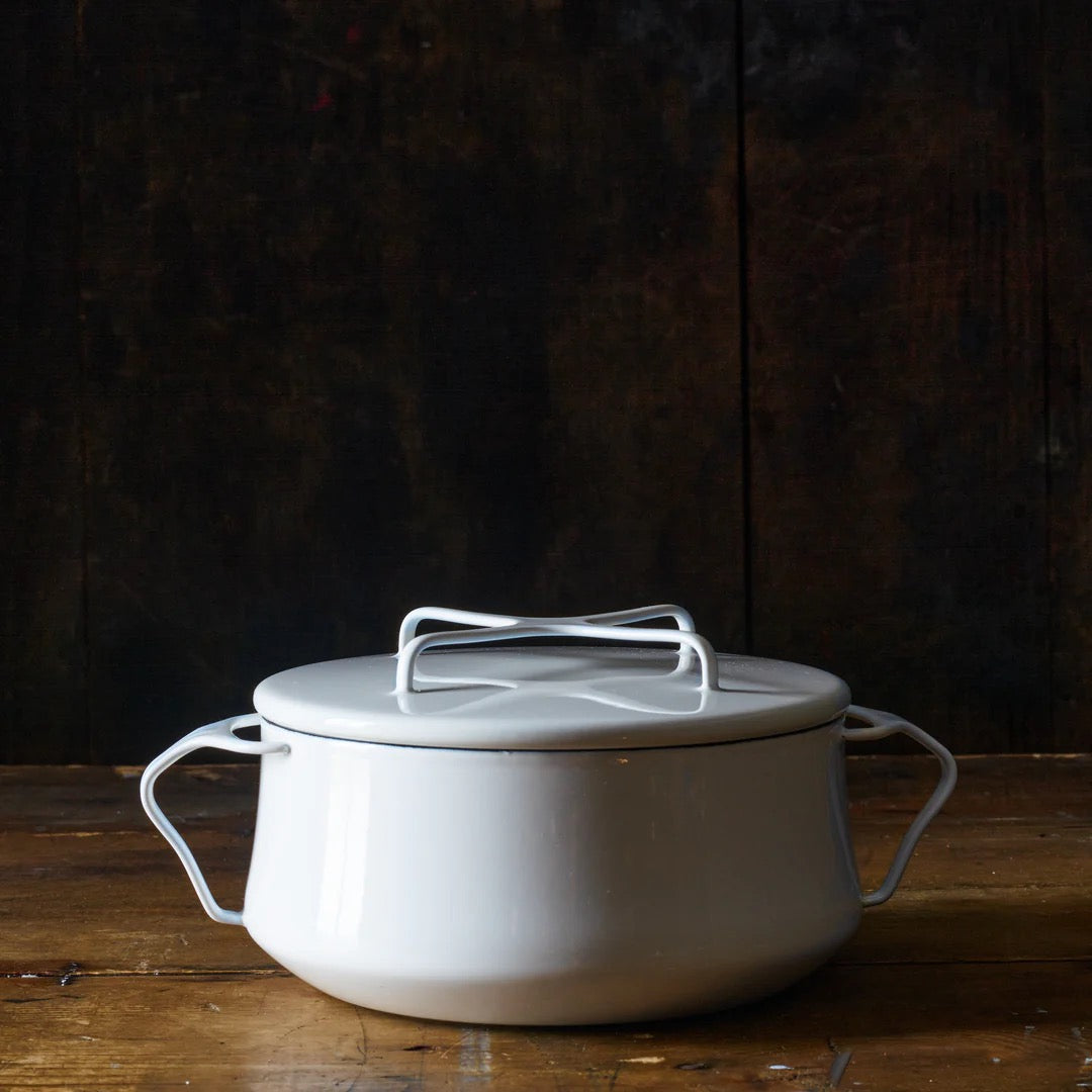 Kobenstyle White 2 Qt. Casserole