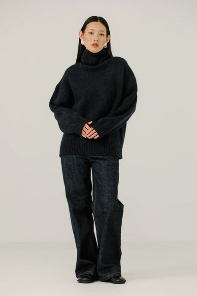 Alpaca Heritage Turtleneck in Dark Navy