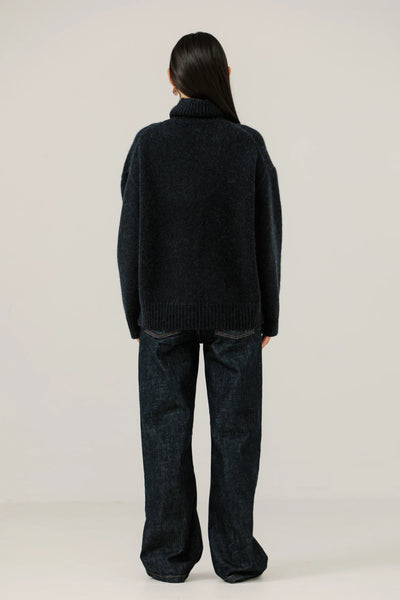 Alpaca Heritage Turtleneck in Dark Navy