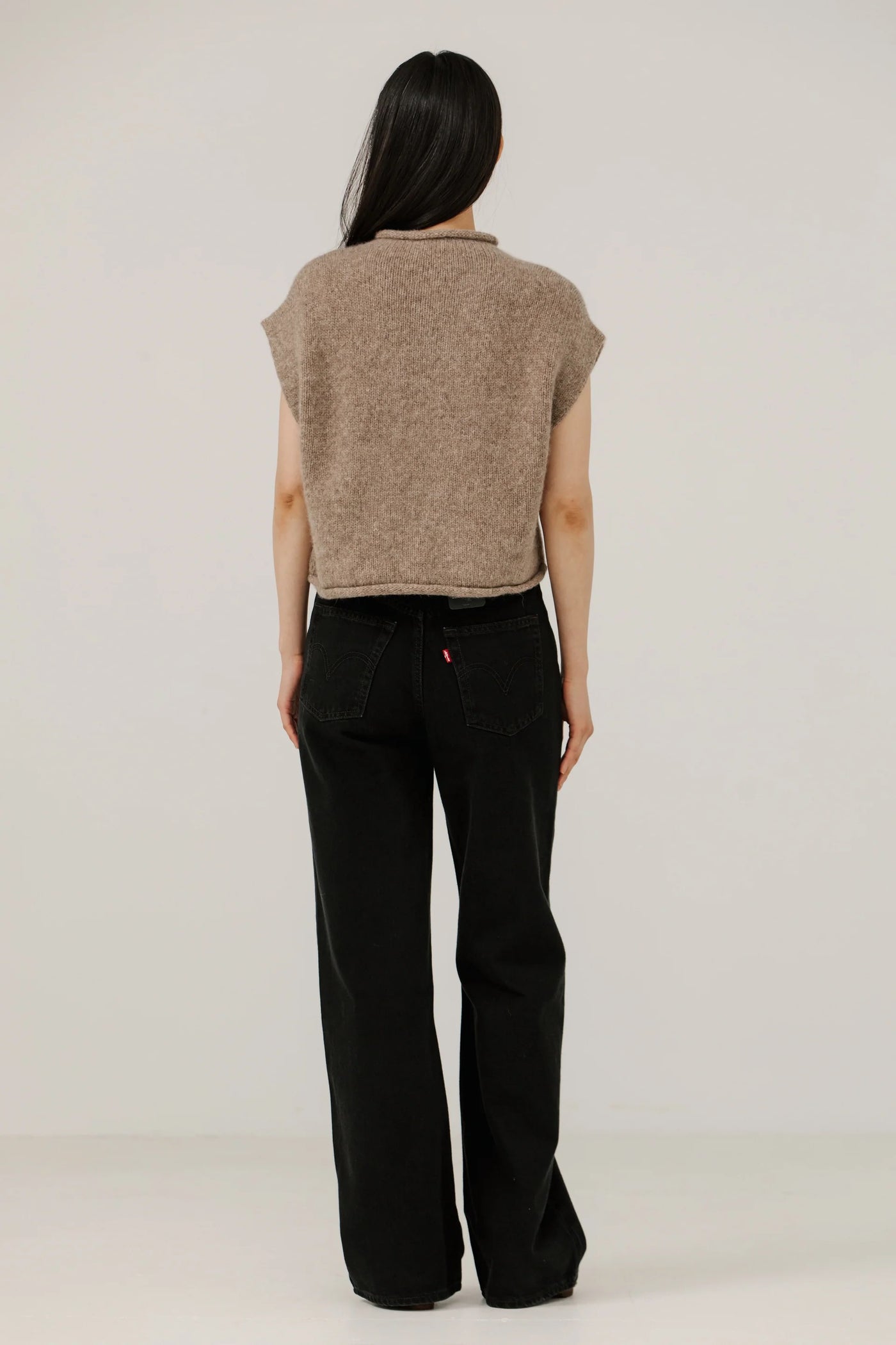 Alpaca Iris Vest in Dark Fawn