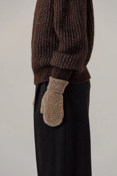 Albaca Boucle Mittens in Taupe