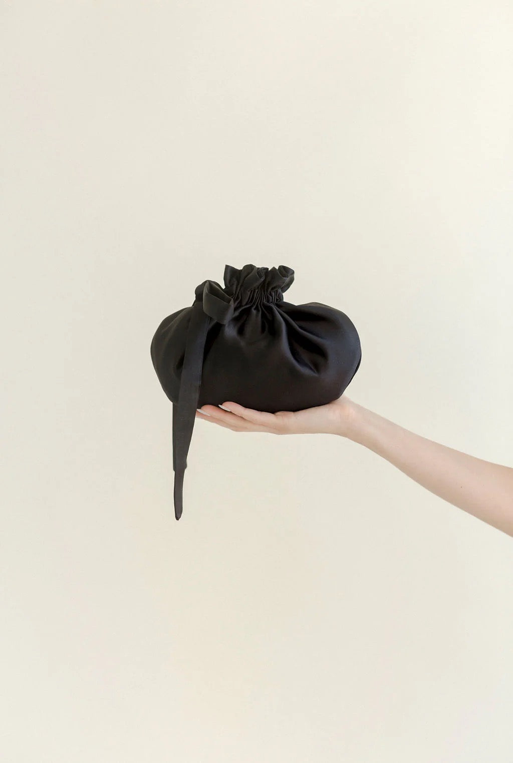 The Dumpling in Black