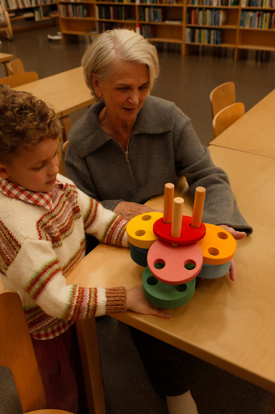 Round Stacking Tower