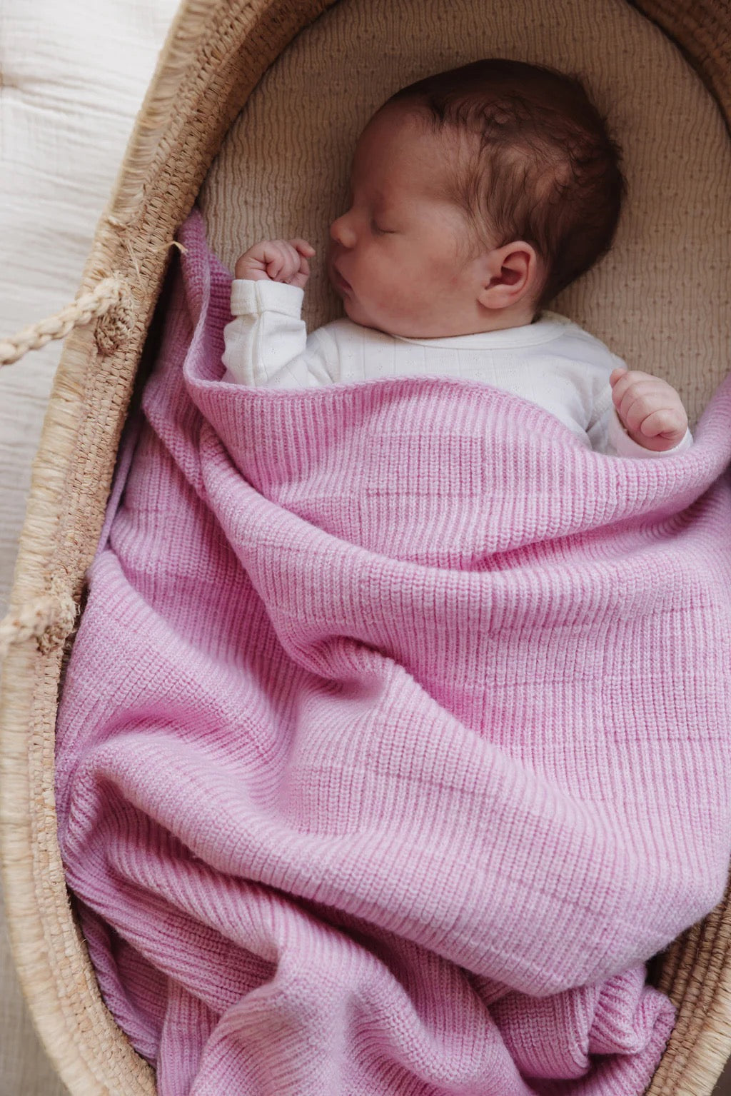 Ivy Blanket - Cotton Candy