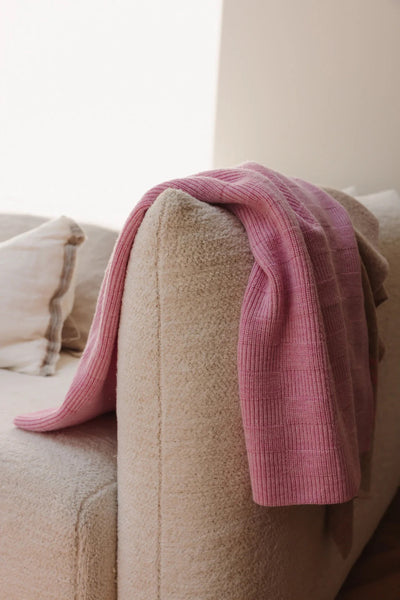 Ivy Blanket - Cotton Candy
