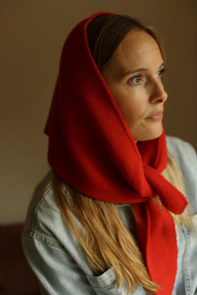 Triangle Scarf Josephina - Red