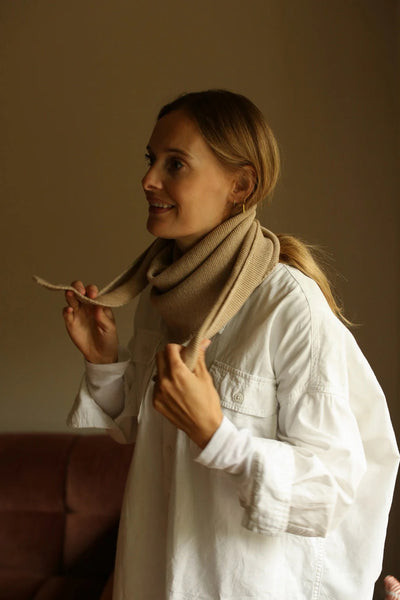 Triangle Scarf Josephina - Sand