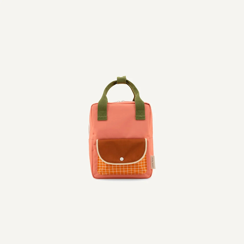 Small Backpack: Farmhouse - Flower Pink